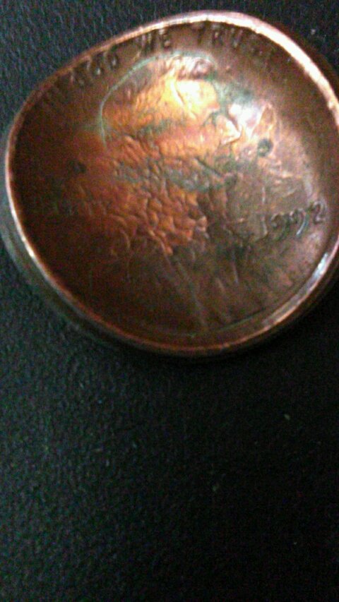 Is-This-1992-Lincoln-Cent-A-Die-Cap,-Or-No?